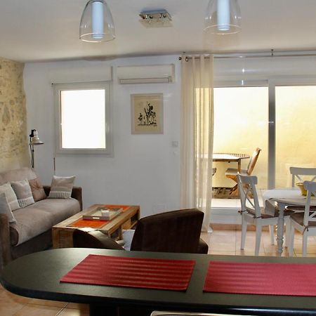 Agreable Maison De Ville Eyragues Exteriör bild