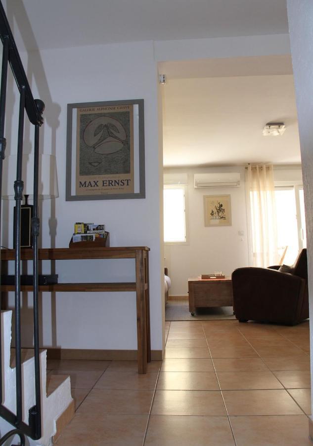 Agreable Maison De Ville Eyragues Exteriör bild