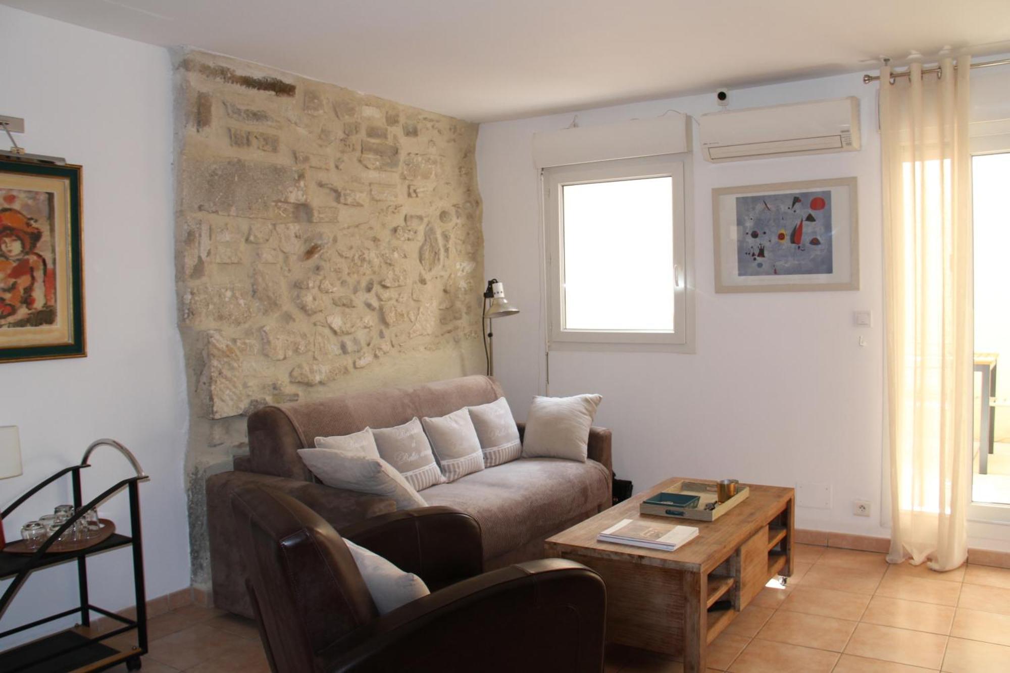Agreable Maison De Ville Eyragues Exteriör bild